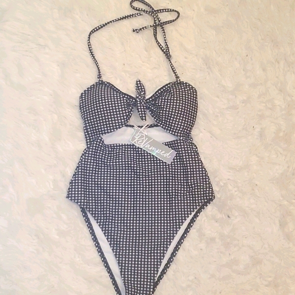 Bathing suit - Picture 1 of 2
